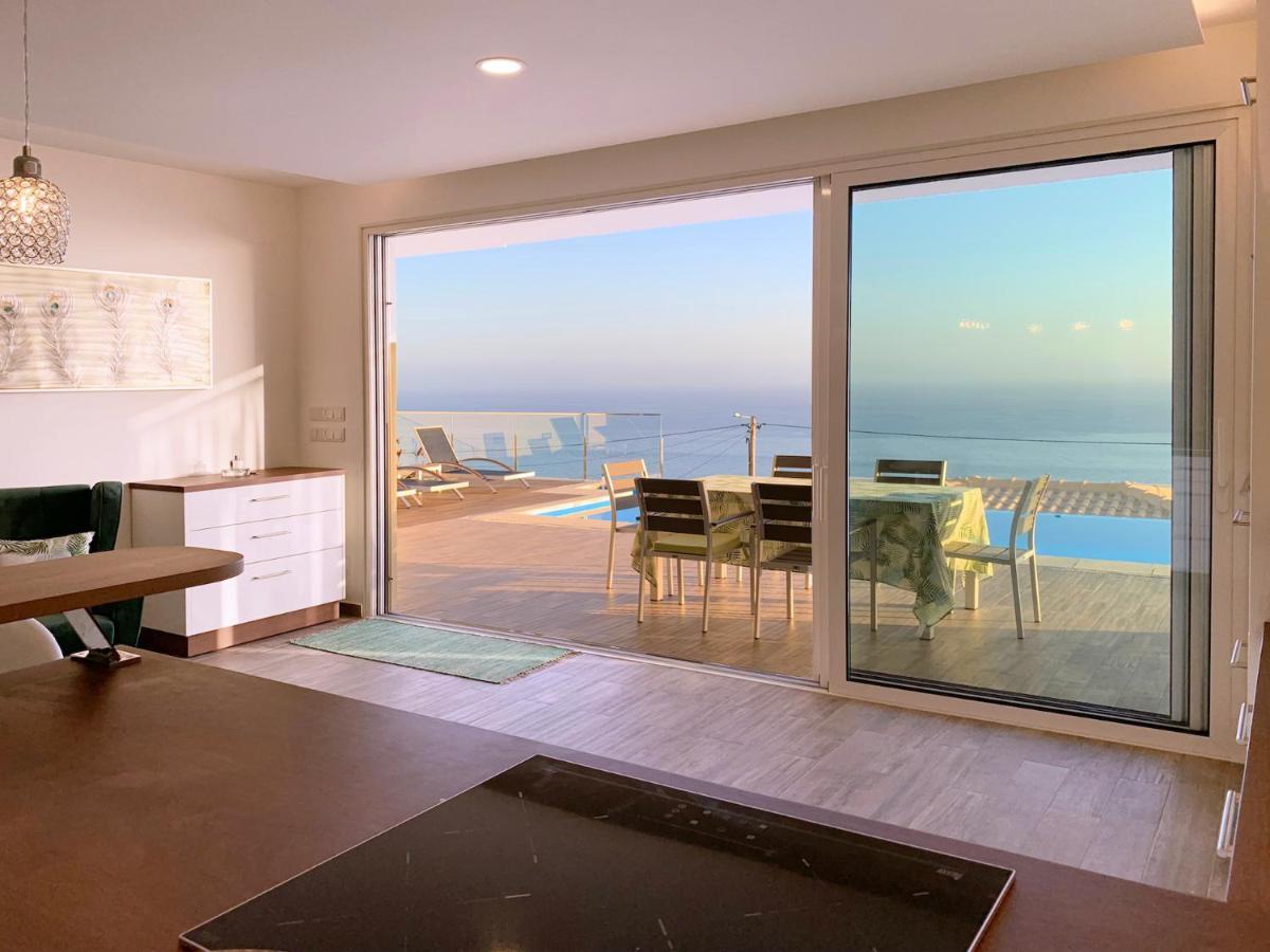Holiday Apartment Sunset Ocean ريبيرا برافا المظهر الخارجي الصورة