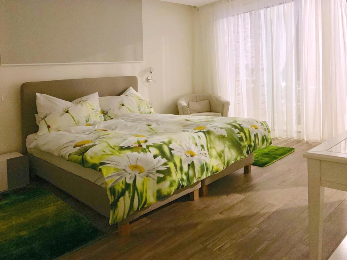 Holiday Apartment Sunset Ocean ريبيرا برافا المظهر الخارجي الصورة