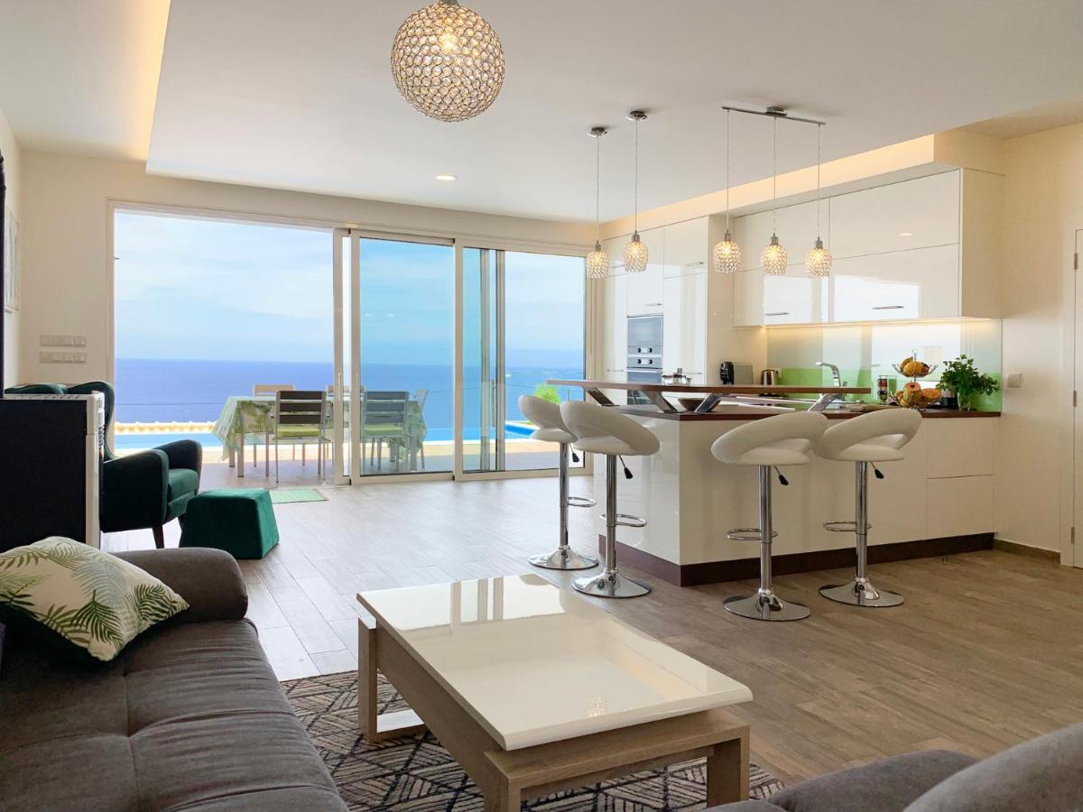 Holiday Apartment Sunset Ocean ريبيرا برافا المظهر الخارجي الصورة