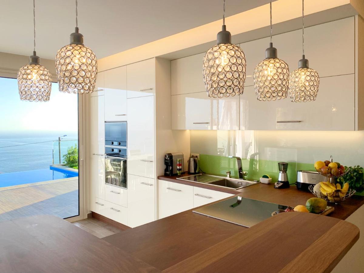 Holiday Apartment Sunset Ocean ريبيرا برافا المظهر الخارجي الصورة