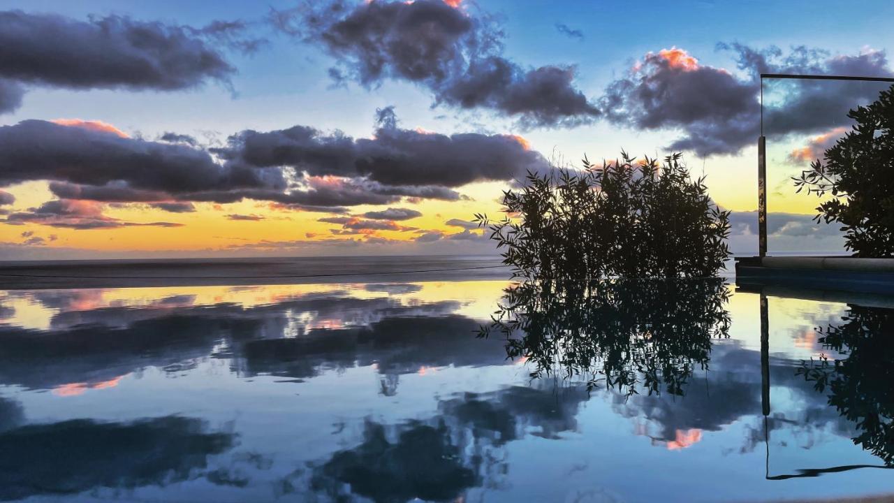 Holiday Apartment Sunset Ocean ريبيرا برافا المظهر الخارجي الصورة